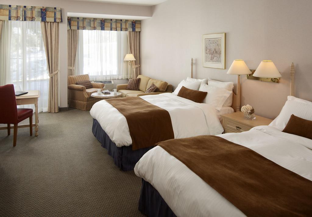 Pinestone Resort, Conference Centre, Spa & Golf Course Haliburton Quarto foto